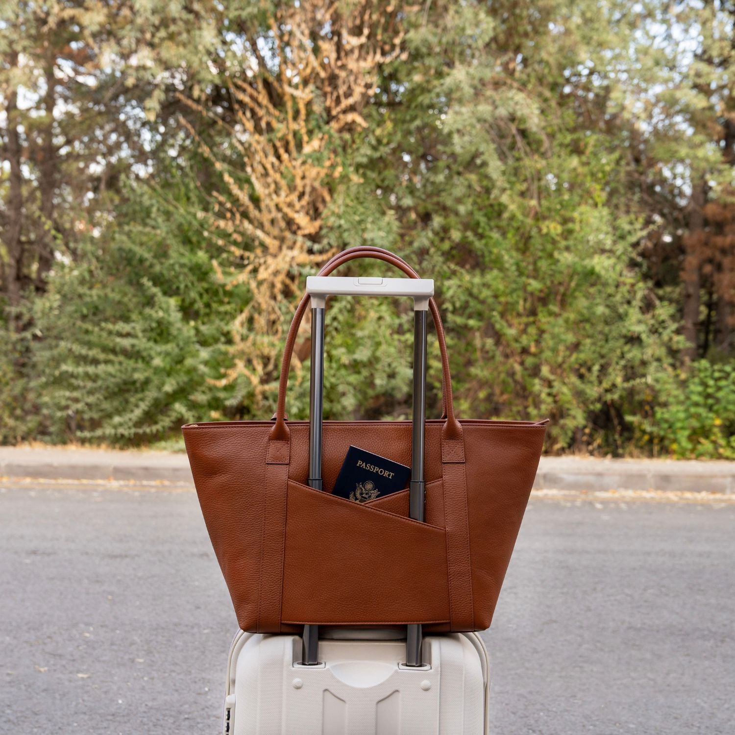 The Leathere New York Tote - Cognac
