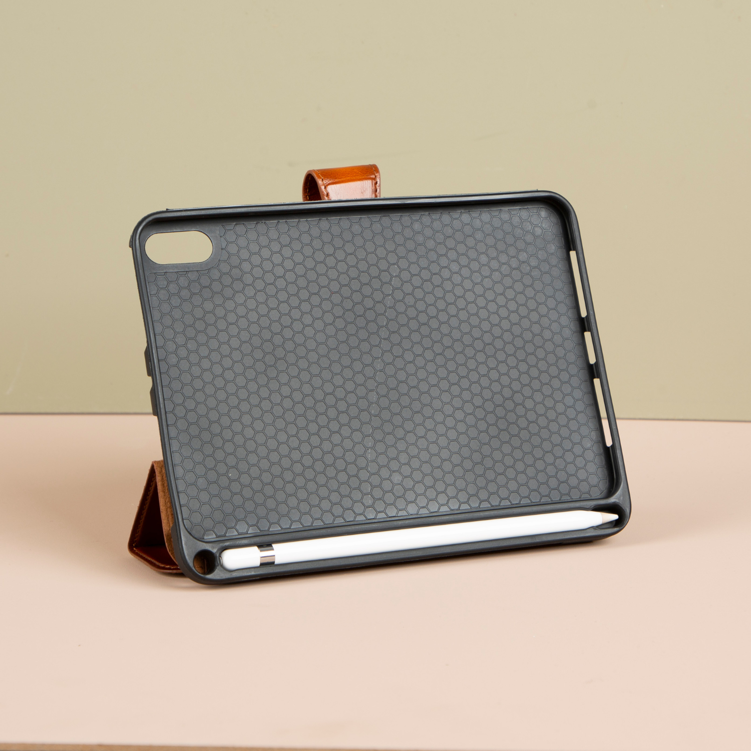 Premium Leather Case for iPad 11 Rich Brown | PATERSON
