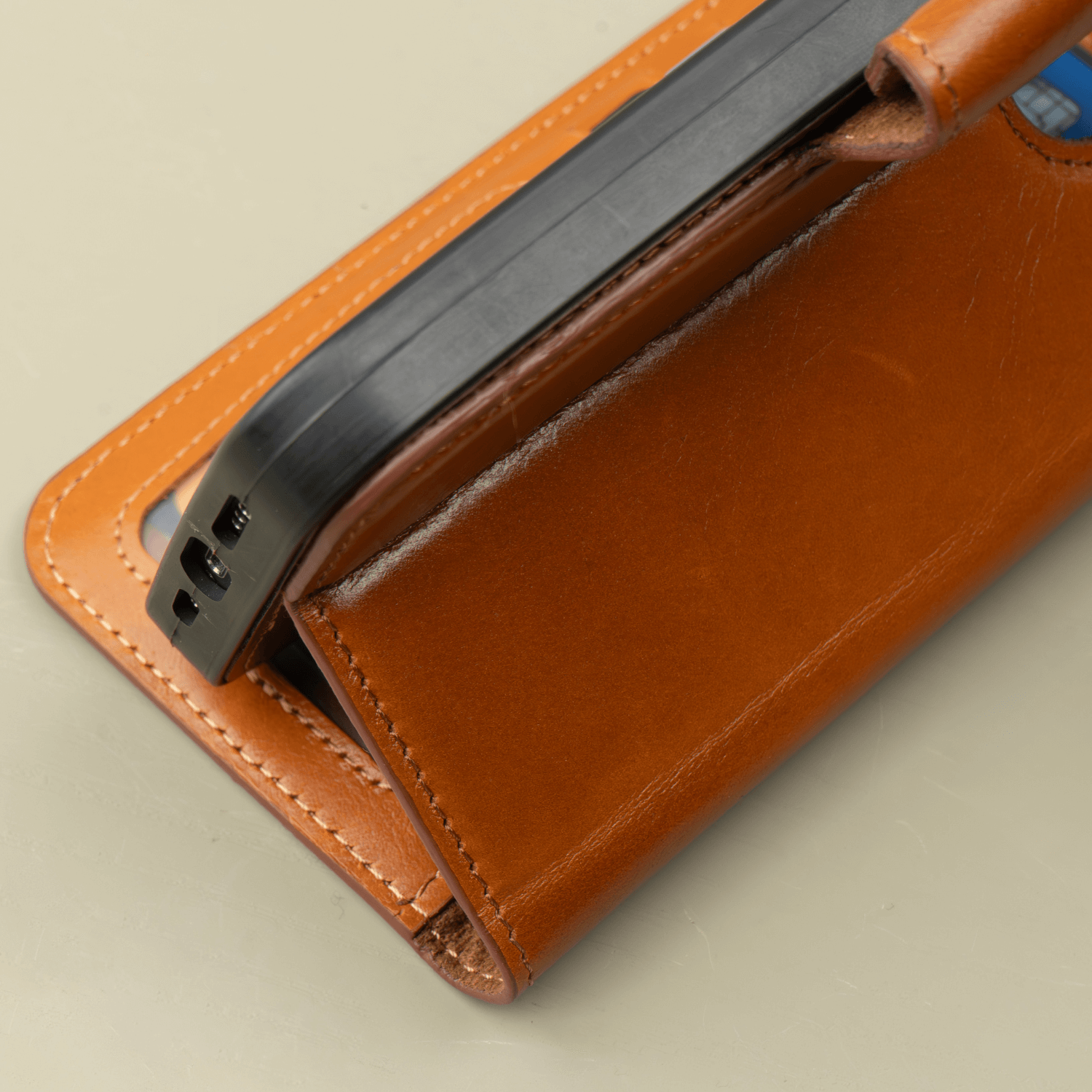 iPhone 15 Series Rustic Brown Leather Wallet Case - New York