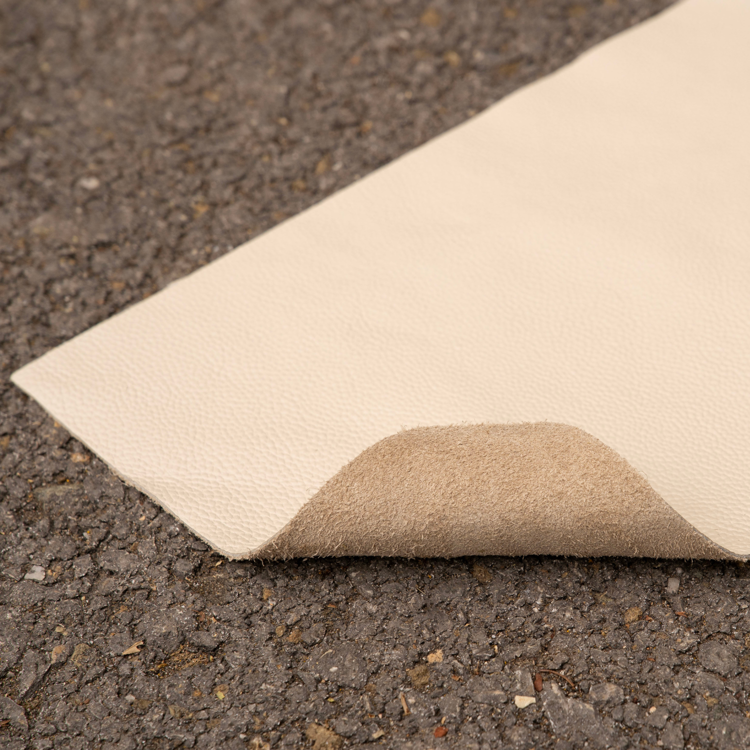 The Leathere New York Tote - Beige