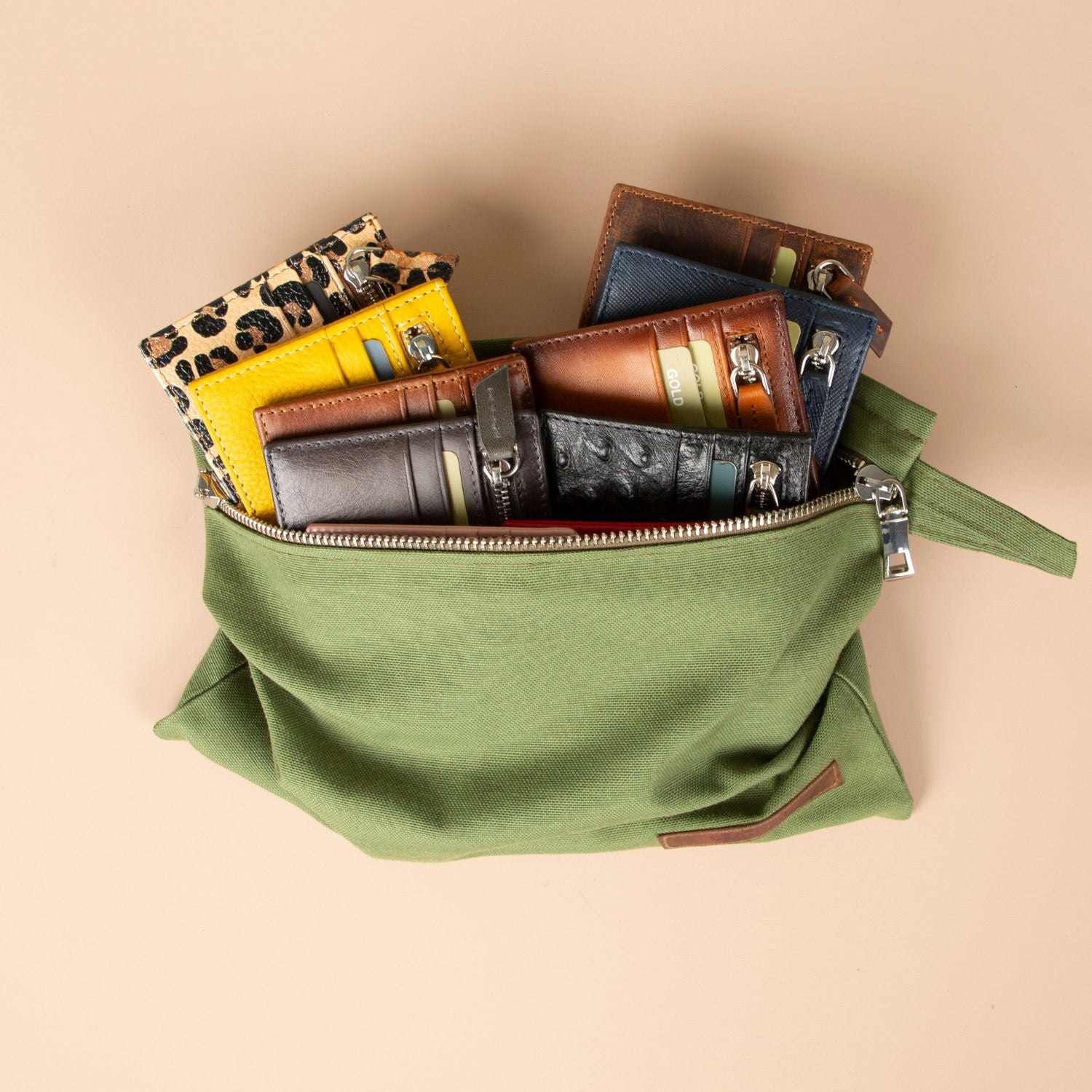 Zippered Genuine Leather Card Holder – Gift Box Edition (10 Colors) - Concord