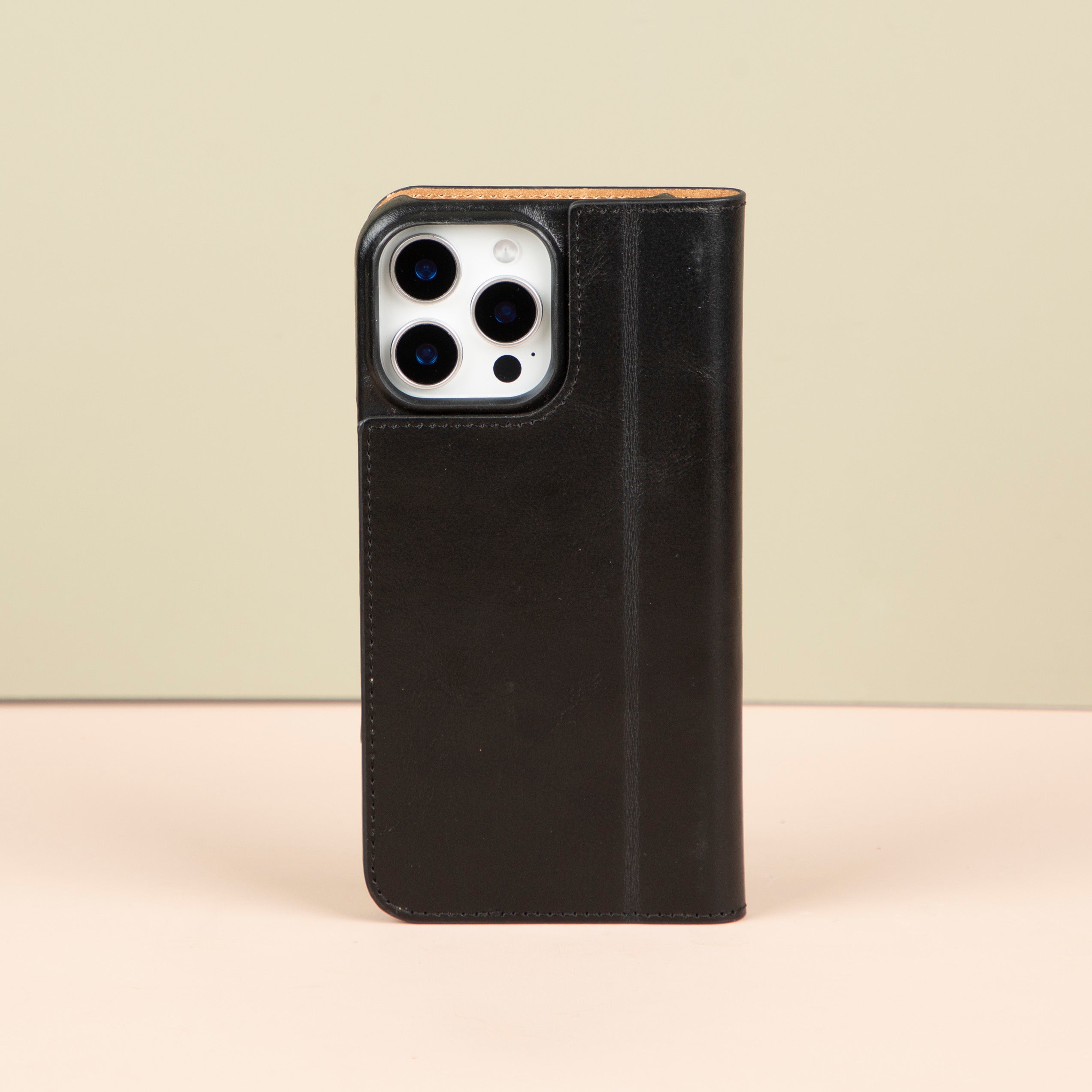 iPhone 16 Series Leather Wallet Case - Black - Seoul