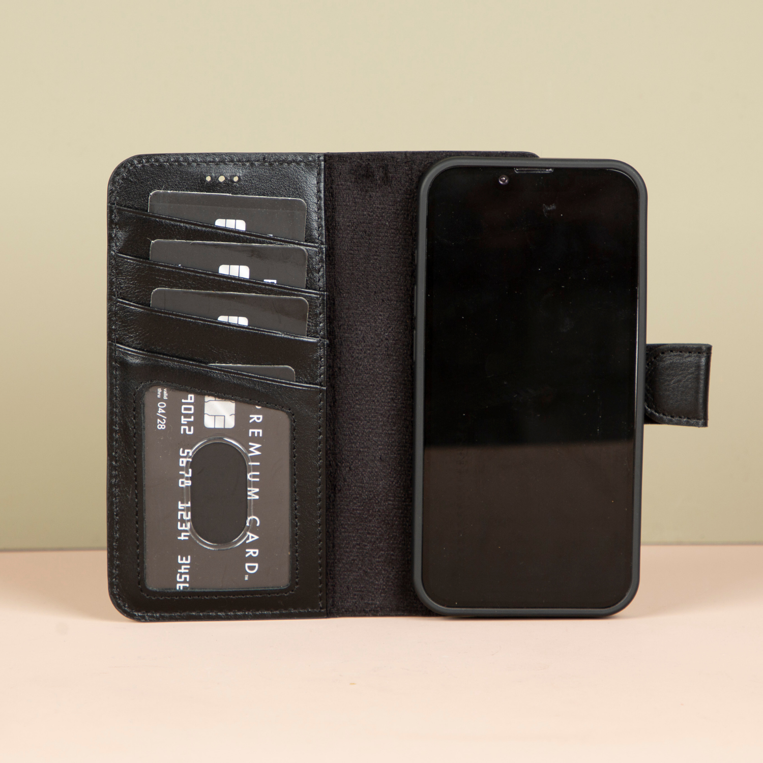 iPhone 16e Series Business Set - Brooklyn