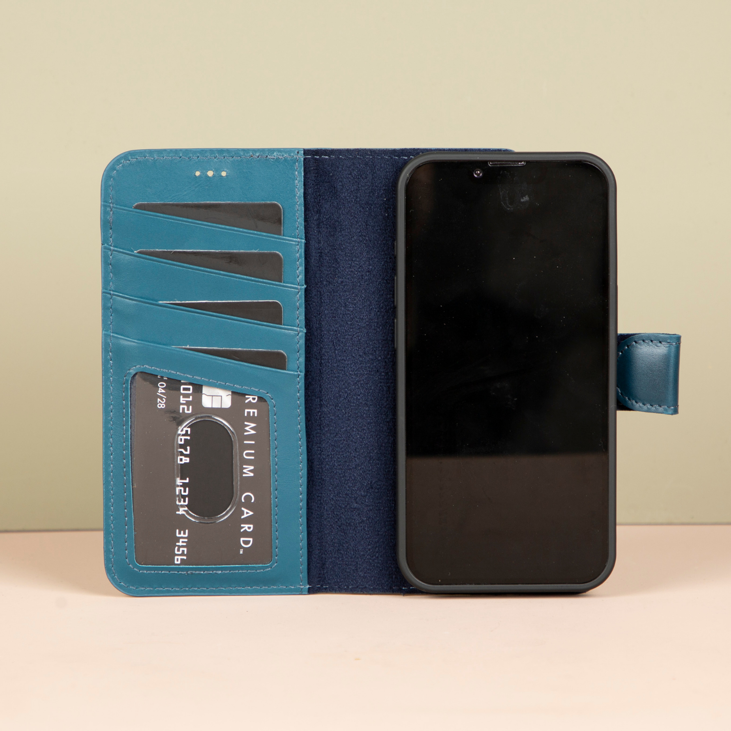iPhone 16e Series Business Set - Brooklyn