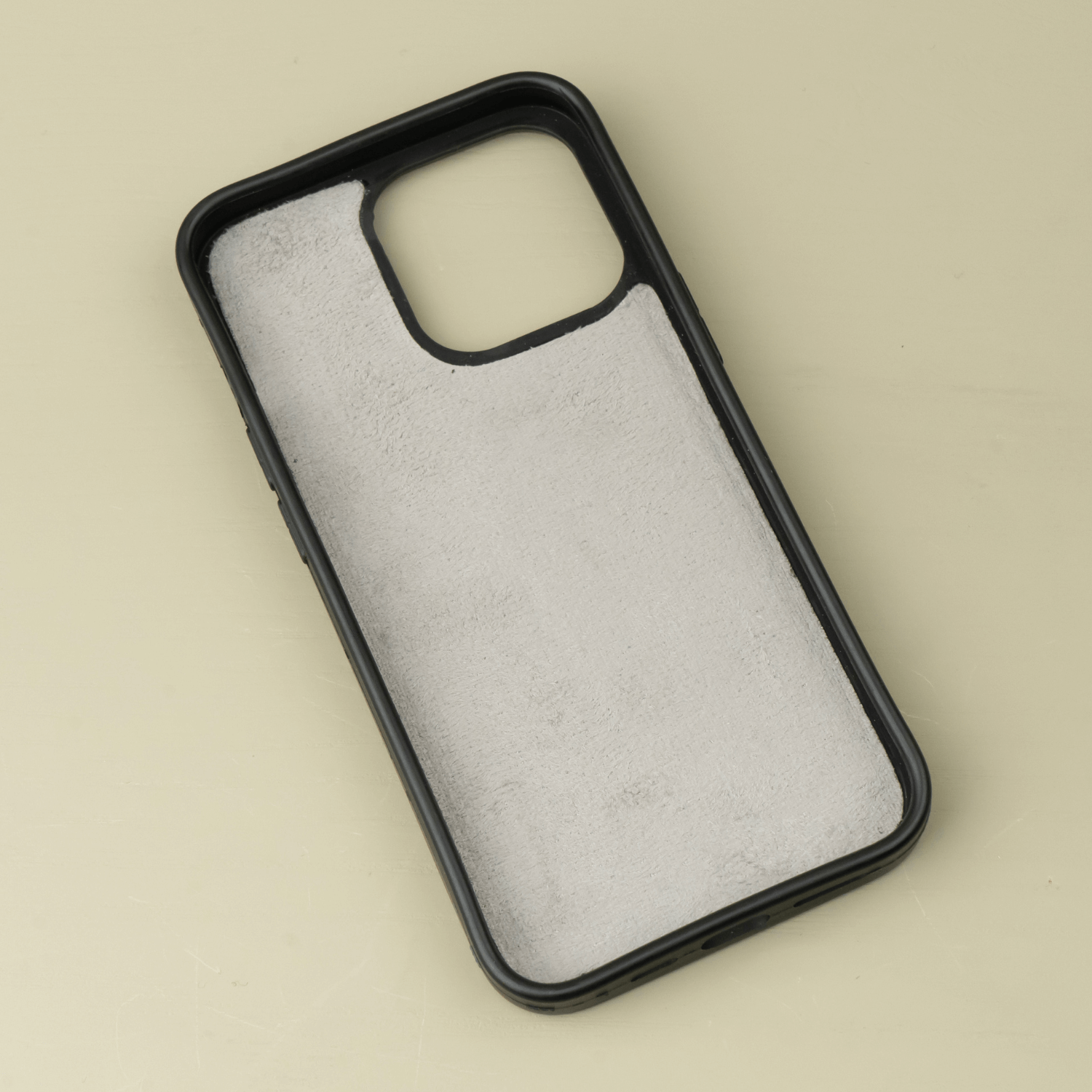 Grey Leather iPhone 16 Series Snap-On Case - LEATHERE