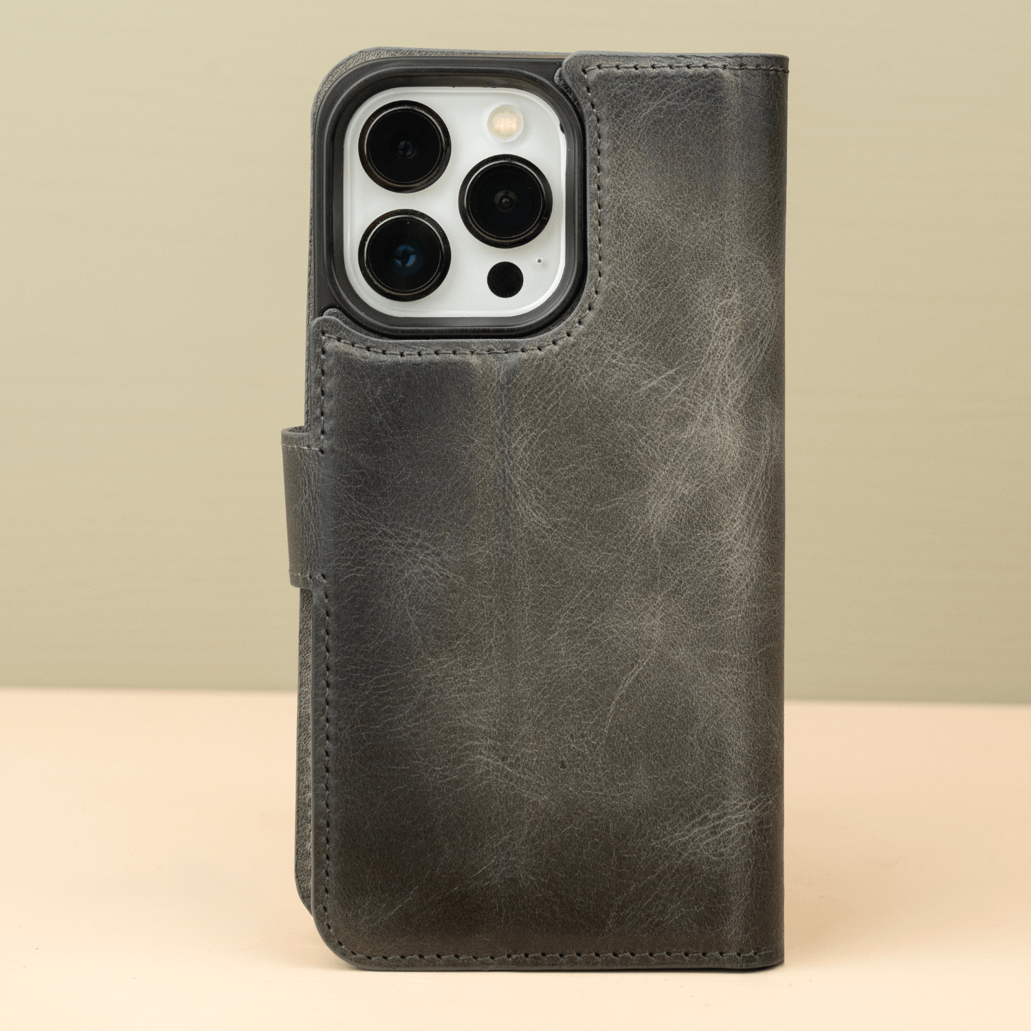iPhone 16 Series Business Set - New York