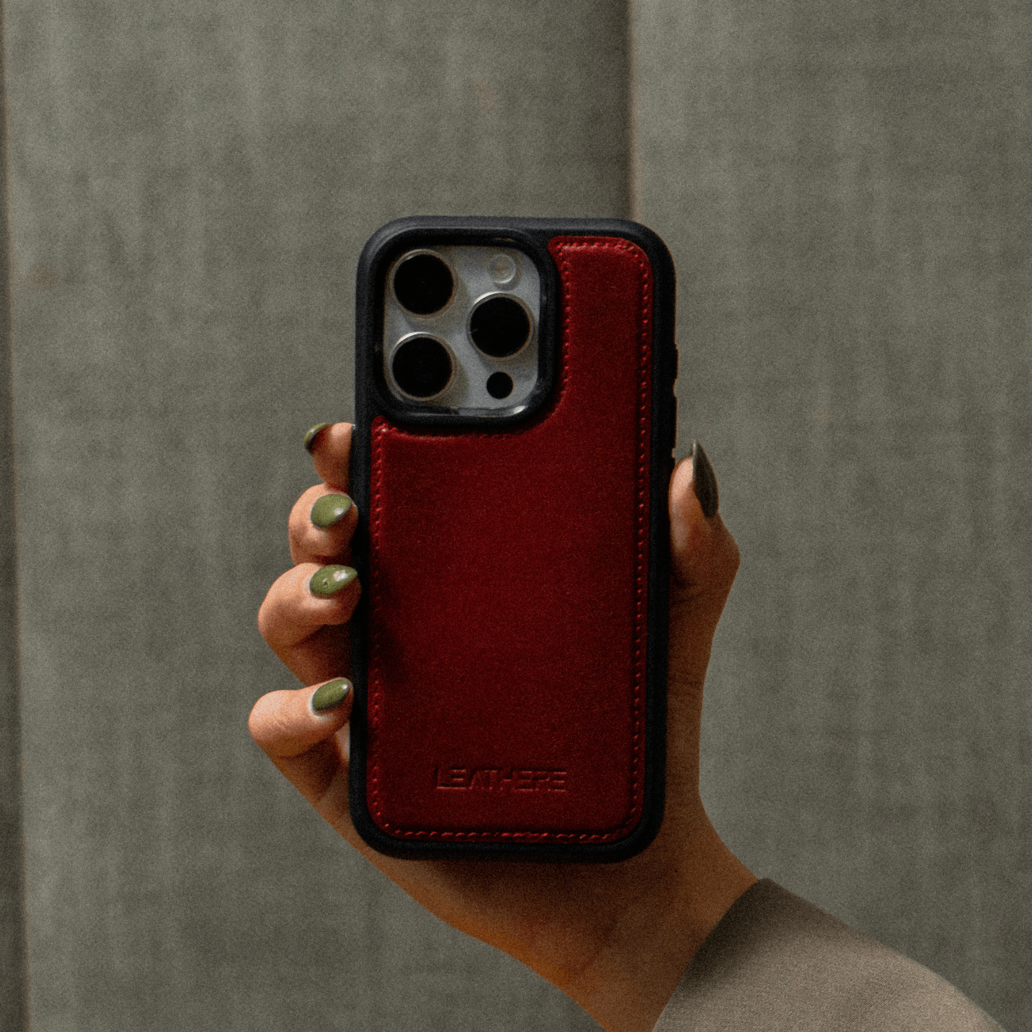 iPhone 16 Series Life Set - Austin